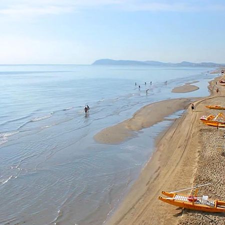 Hotel Massimo Riccione Zewnętrze zdjęcie