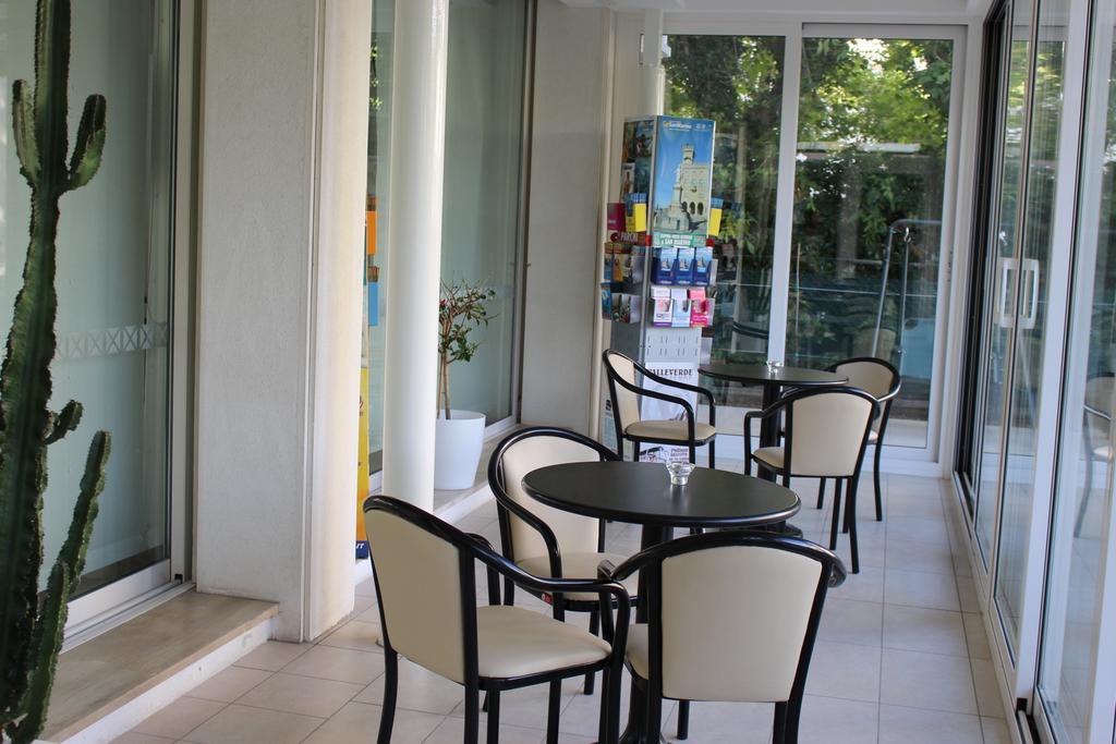 Hotel Massimo Riccione Zewnętrze zdjęcie