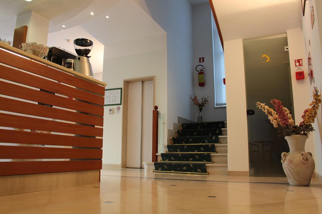 Hotel Massimo Riccione Zewnętrze zdjęcie