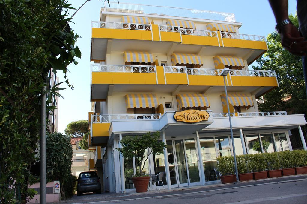 Hotel Massimo Riccione Zewnętrze zdjęcie
