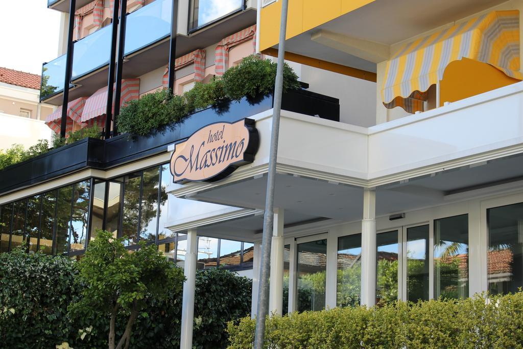 Hotel Massimo Riccione Zewnętrze zdjęcie