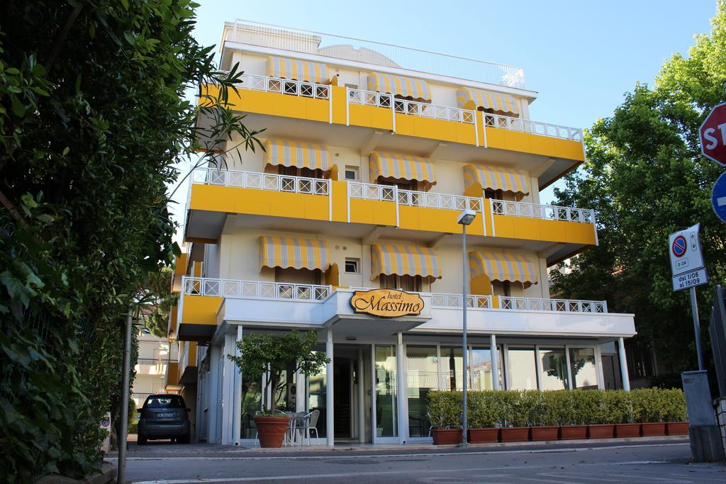 Hotel Massimo Riccione Zewnętrze zdjęcie