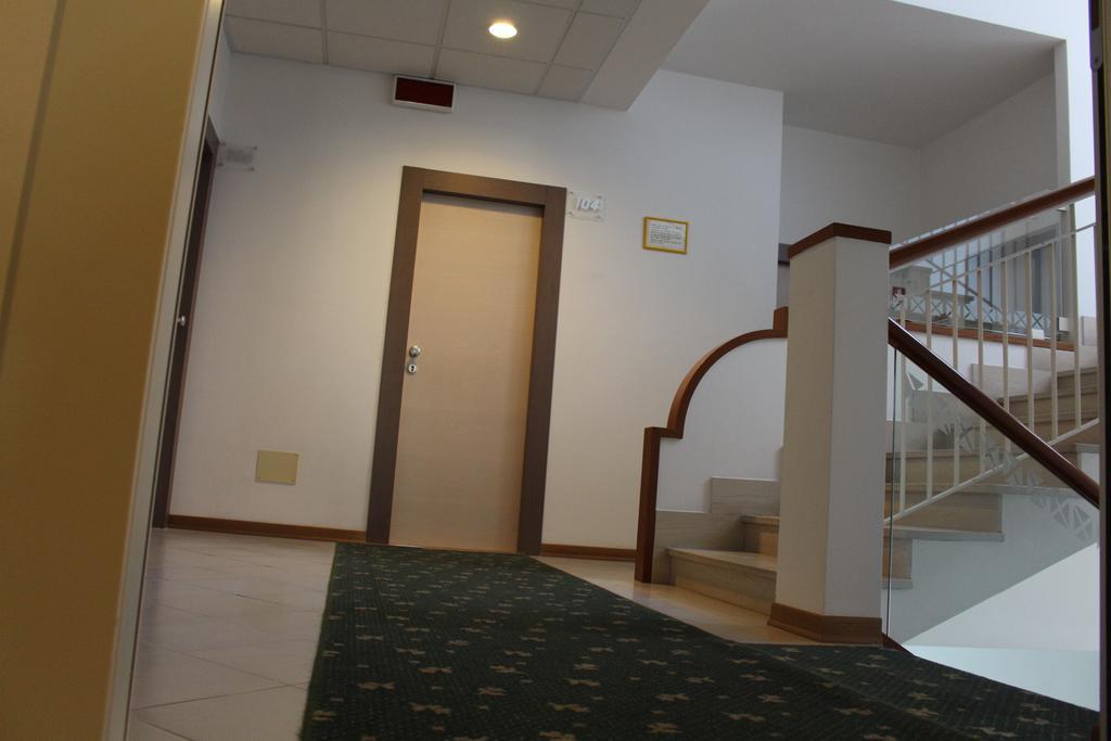 Hotel Massimo Riccione Zewnętrze zdjęcie