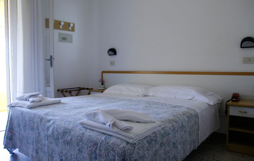 Hotel Massimo Riccione Zewnętrze zdjęcie