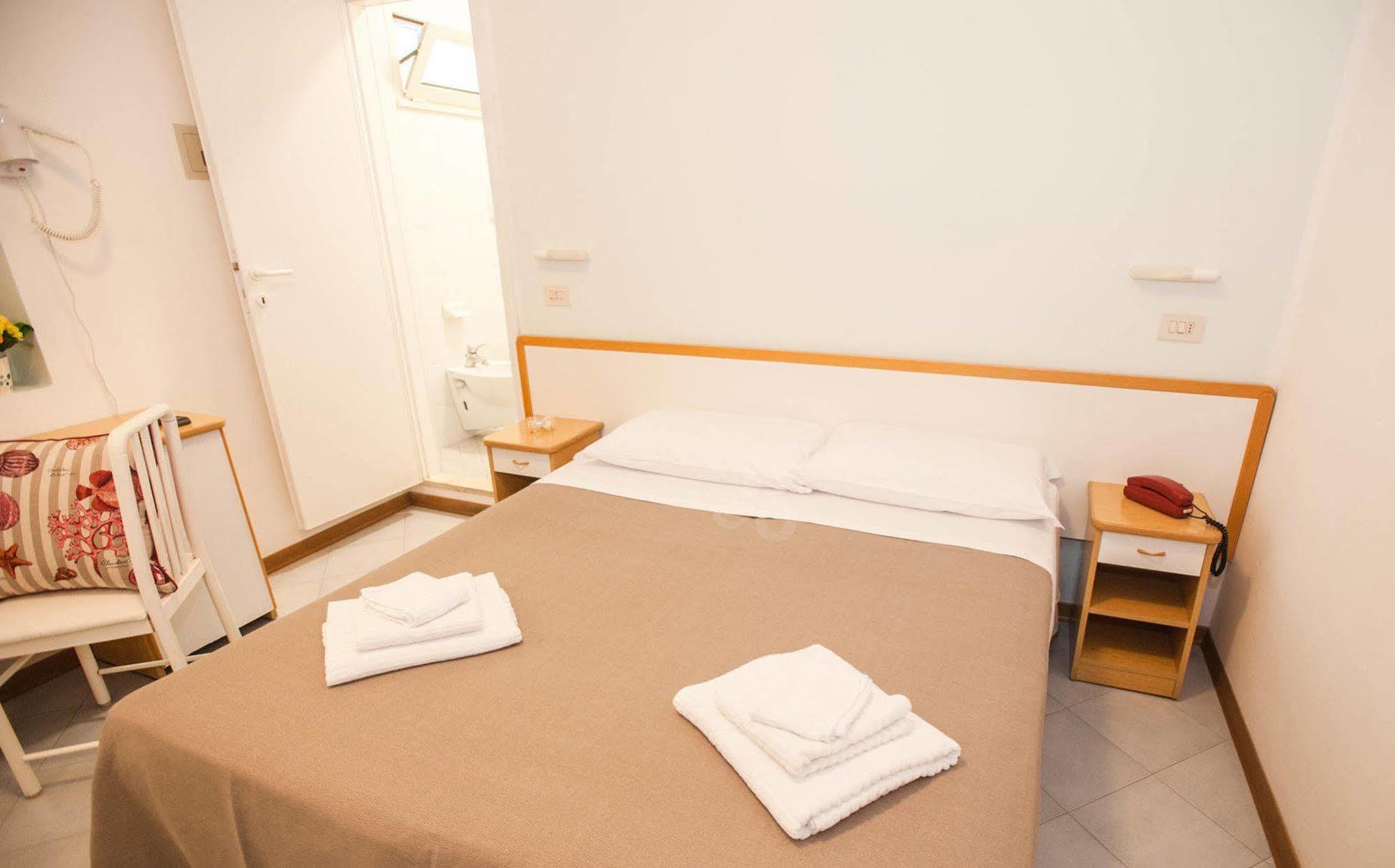 Hotel Massimo Riccione Zewnętrze zdjęcie